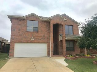 5724 Comanche Peak Dr, Fort Worth, TX 76179