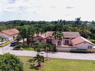 16690 SW 232nd St, Miami, FL 33170