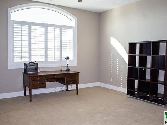 4th image of 200 Saddlebrook Ct