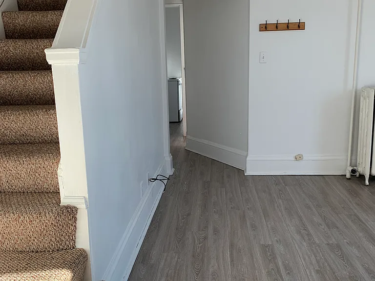 1728 E 1st St #5 — Photo 15