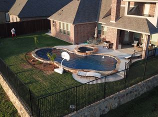 7817 Bentley Dr, North Richland Hills, TX 76182