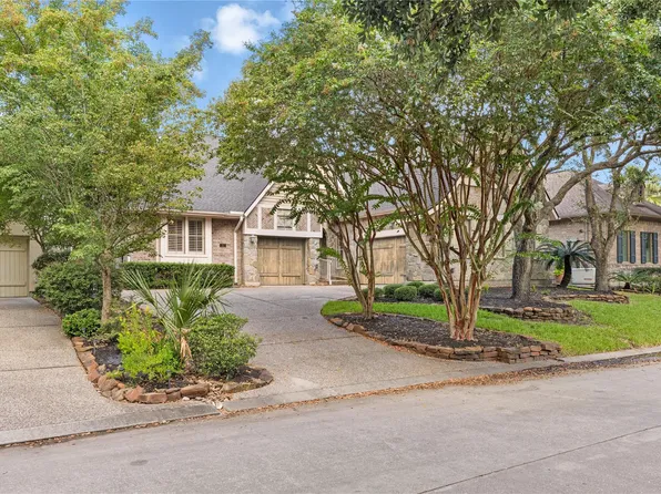 11 Greens Edge Dr, Humble, TX 77339