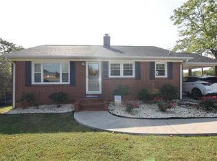 1617 Old Highway 601, Mount Airy, NC 27030