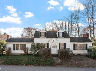 64 Chestnut St, Lunenburg, MA 01462