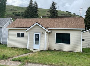 1615 N Oak St, Colfax, WA 99111