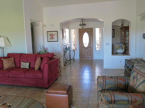 Entry-Greatroom