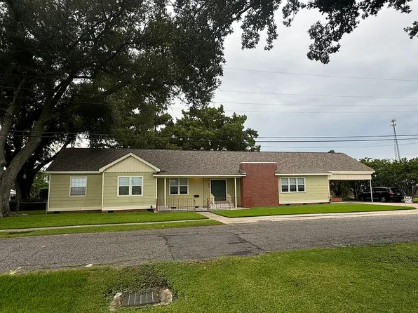 222 Justin St, Lockport, LA 70374