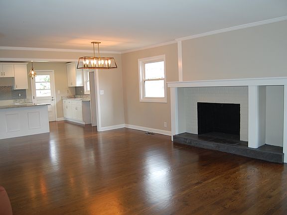 4th image of 500 E 8th Ave