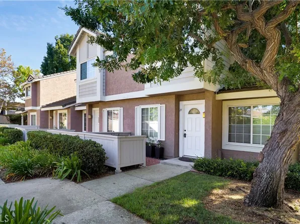 27 Christamon S, Irvine, CA 92620