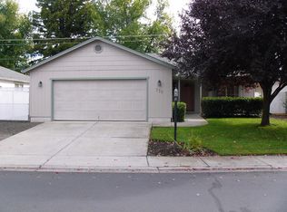 330 Sandi Way, Eagle Pt, OR 97524