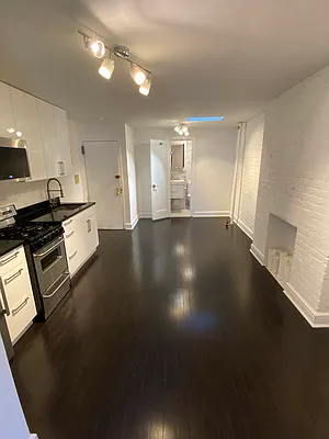 Rented by MOTION New York | media 11