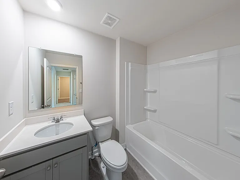 2473 Bayberry St — Photo 9