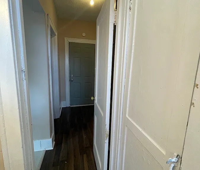 538 Louis Ave #4 — Photo 12