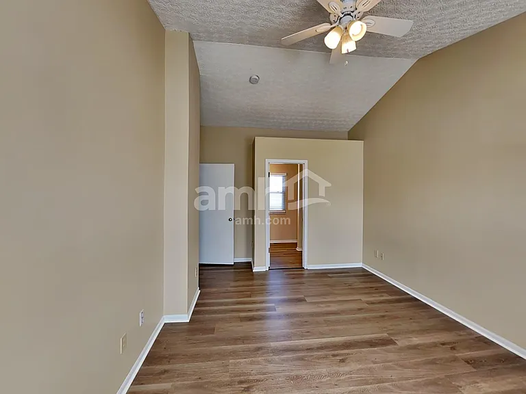 5798 Sharets Dr — Photo 9