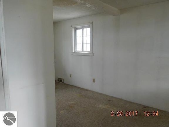 4th image of 4248 W Lakeside Dr