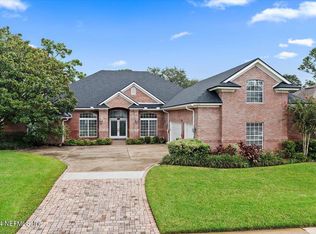 3735 Vickers Lake Dr, Jacksonville, FL 32224