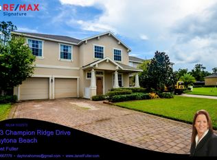 513 Champion Ridge Dr, Daytona Beach, FL 32124
