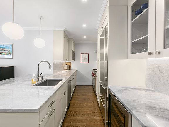 2nd image of 350 Bleecker St APT 2C