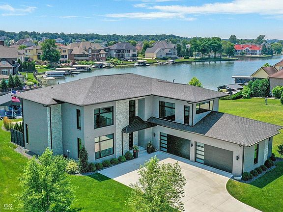 2nd image of 13417 Cambridge Cove Way