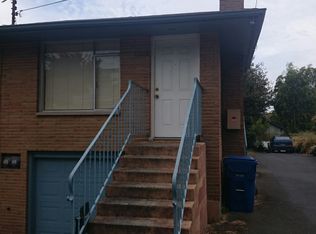 6726 Mary Ave NW, Seattle, WA 98117