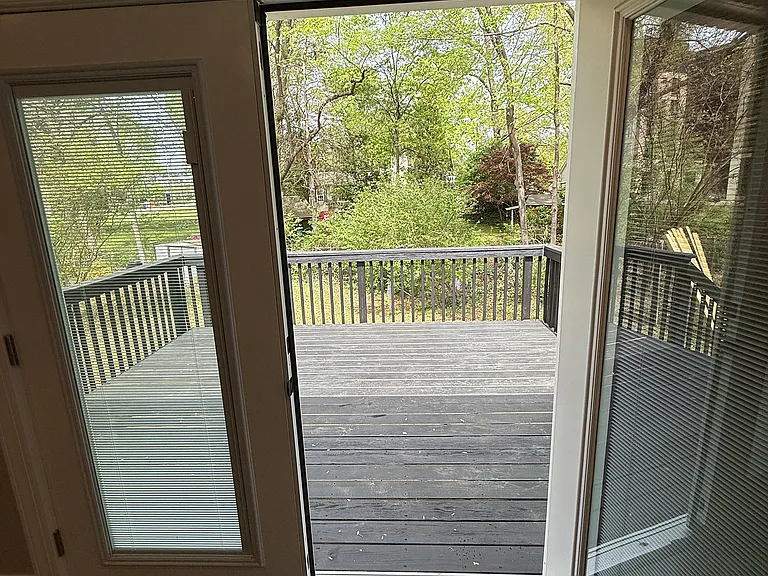 215 Walnut St — Photo 11