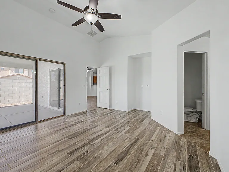 25875 W Saint Catherine Ave — Photo 17