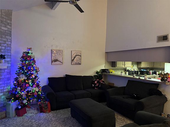 2nd image of 5747 Easthampton Dr Unit D