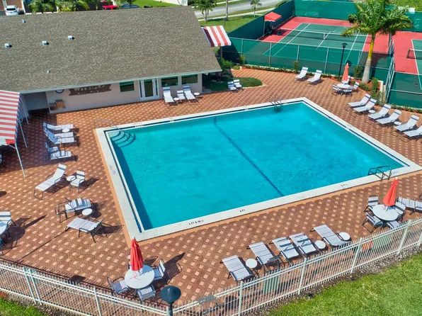 2788 SW 5th Street, Delray Beach, FL 33445