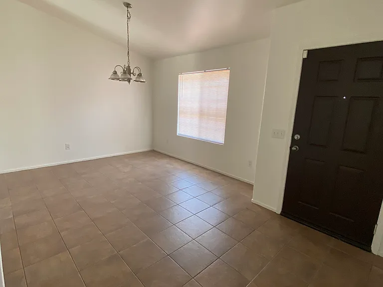 10374 Bella Ln — Photo 3