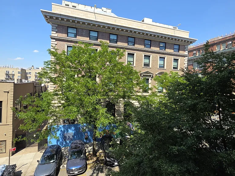 160 Wadsworth Ave #308 — Photo 7