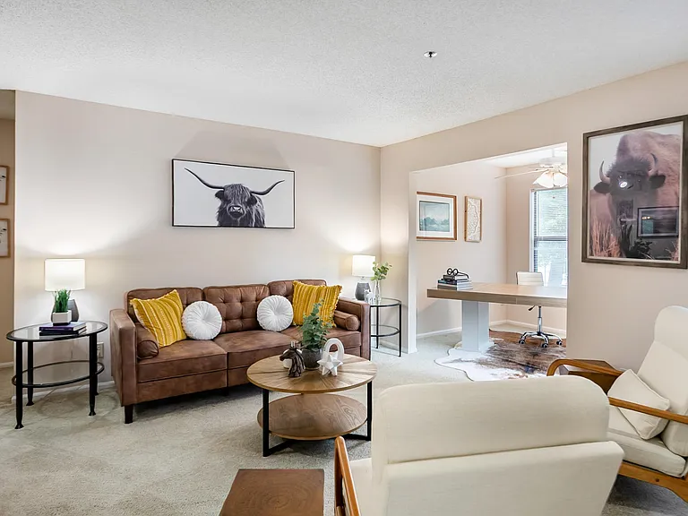 Brook Valley Apartment Homes — Photo 17