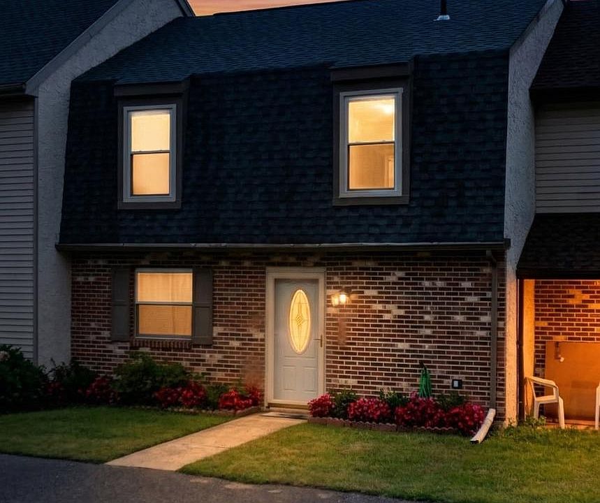 1st image of 38 Noble Rd