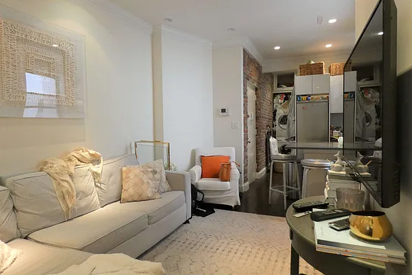 Rented by Dallien Realty Limited Liability Company | media 51