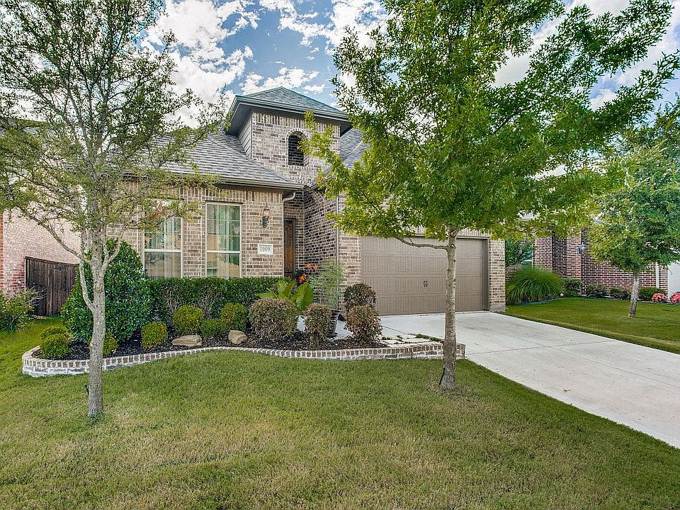 1st image of 1009 Pampa Dr