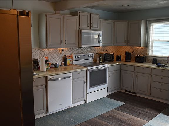 5th image of 760 Marias Ave