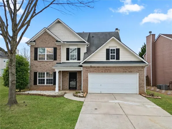 2252 Silver Maple Cir, Ellenwood, GA 30294