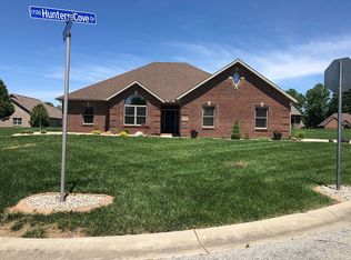1753 Hunters Cove Cir, Kokomo, IN 46902