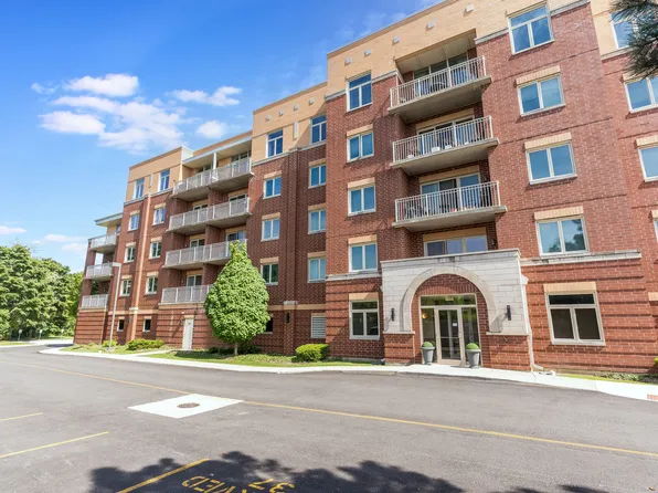 500 E Saint Charles Rd APT 502, Lombard, IL 60148