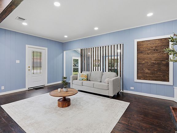 5th image of 520 Frost Street