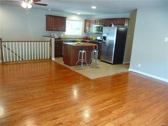 5th image of 1722 Marsha Ln