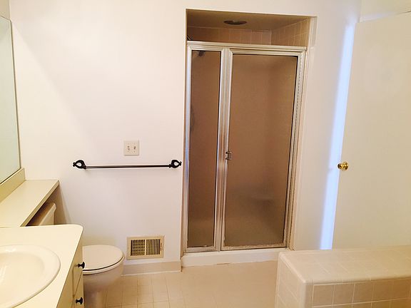 4th image of 6623 Hearthstone Ct #1