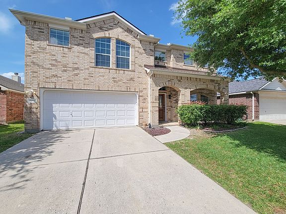 2nd image of 21539 Kings Bend Dr