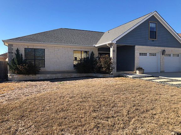2nd image of 729 Darlington Dr
