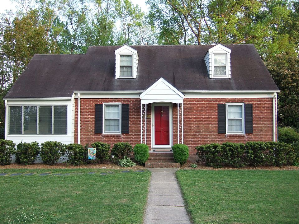 70 Lakeside Dr., Newport News, VA 23606