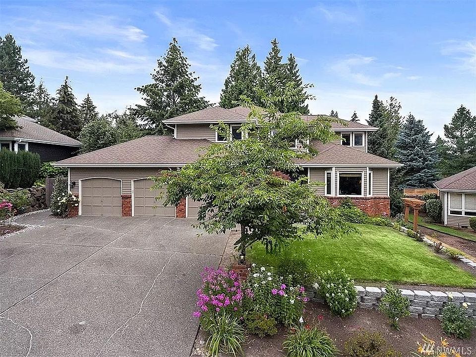 1st image of 15712 NE 61st Ct