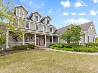 881 Bluestem Ct, Grafton, WI 53024