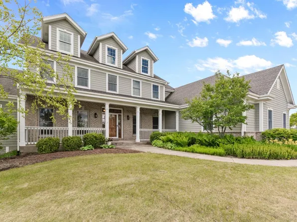 881 Bluestem COURT, Grafton, WI 53024