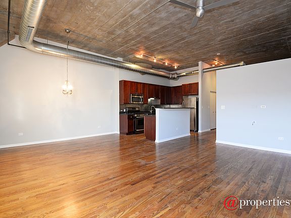 Living Room / Dining Room