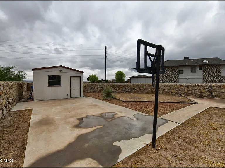7958 Starry Night Dr — Photo 53