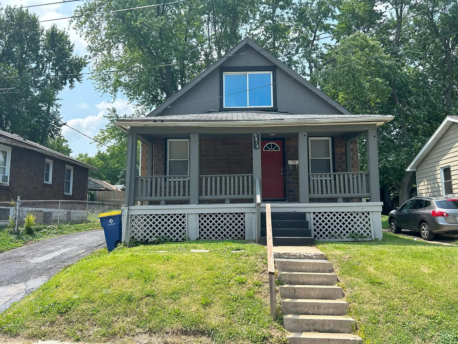 9414 Chester Ave photo 1